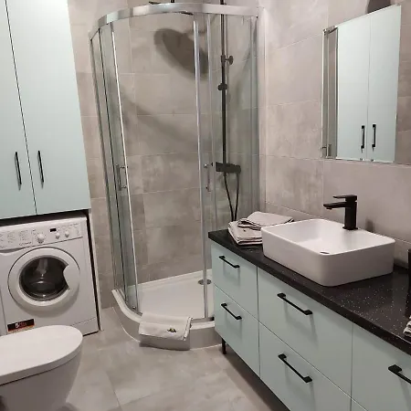 Apartment Z Tarasami: Mietowy Spokoj, Romantyczna Szarosc & Niebieska Elegancja Pobierowo