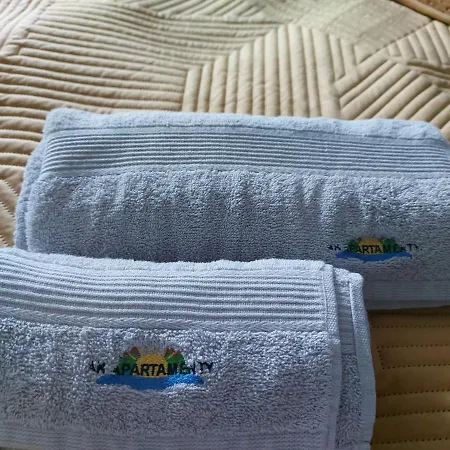 Z Tarasami Miętowy Spokój 15 Romantyczna Szarość 16 Niebieska Elegancja 17 Maksymalnie Dla 6 Osób